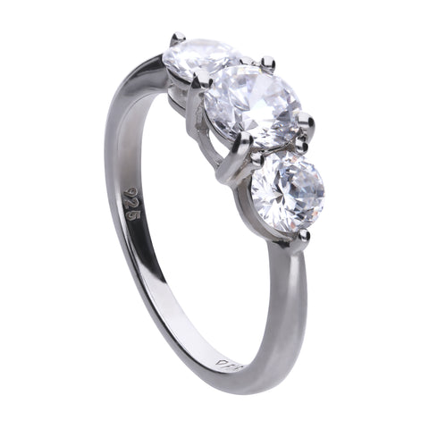 Classic silver ring with a white zirconia and prong setting