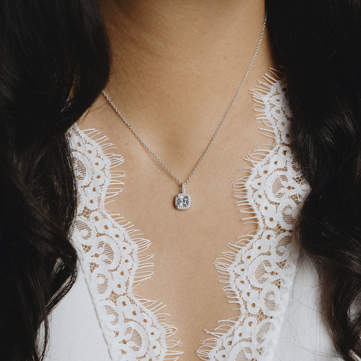 Square silver necklace with white zirconia and pave setting